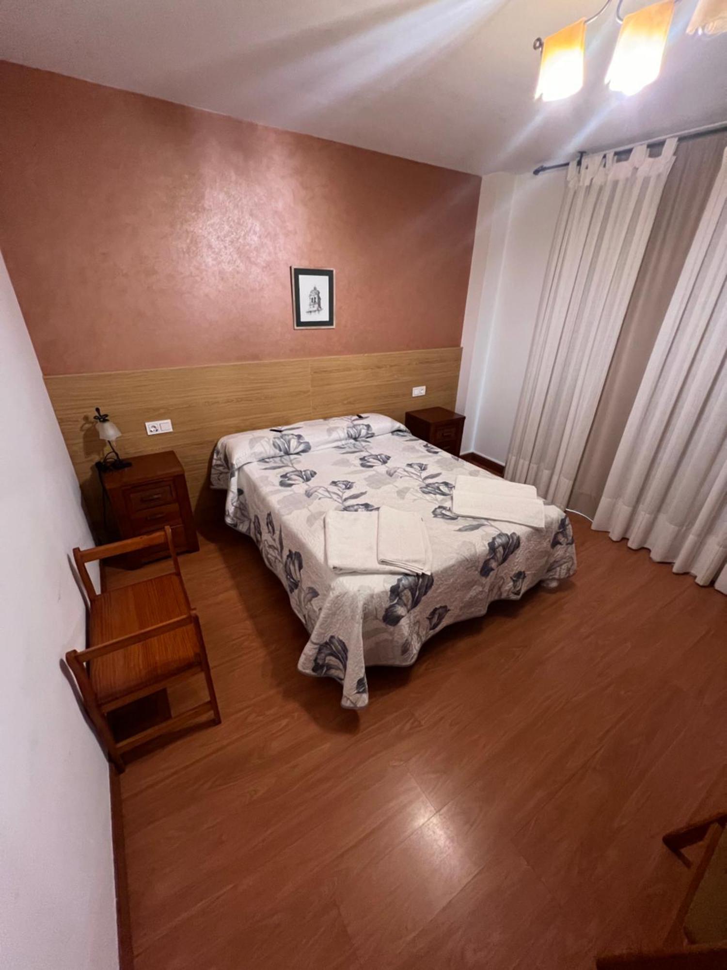 Hotel Puente De Piedra Zamora Kültér fotó